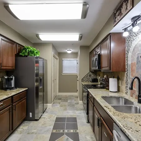 Luxury Condos At Thousand Hills - Heart Of Branson - Beautifully Remodeled - Spacious And Affordable Exterior photo