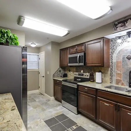 Luxury Condos At Thousand Hills - Heart Of Branson - Beautifully Remodeled - Spacious And Affordable Exterior photo