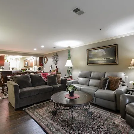 Luxury Condos At Thousand Hills - Heart Of Branson - Beautifully Remodeled - Spacious And Affordable Exterior photo