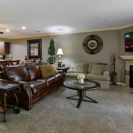 Luxury Condos At Thousand Hills - Heart Of Branson - Beautifully Remodeled - Spacious And Affordable Exterior photo