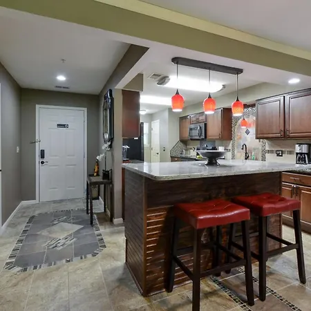 Luxury Condos At Thousand Hills - Heart Of Branson - Beautifully Remodeled - Spacious And Affordable Exterior photo