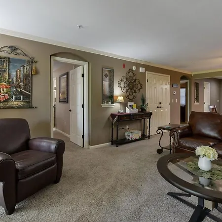 Luxury Condos At Thousand Hills - Heart Of Branson - Beautifully Remodeled - Spacious And Affordable Exterior photo