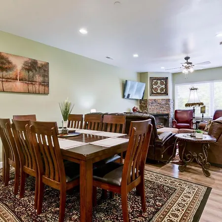 Luxury Condos At Thousand Hills - Heart Of Branson - Beautifully Remodeled - Spacious And Affordable Exterior photo