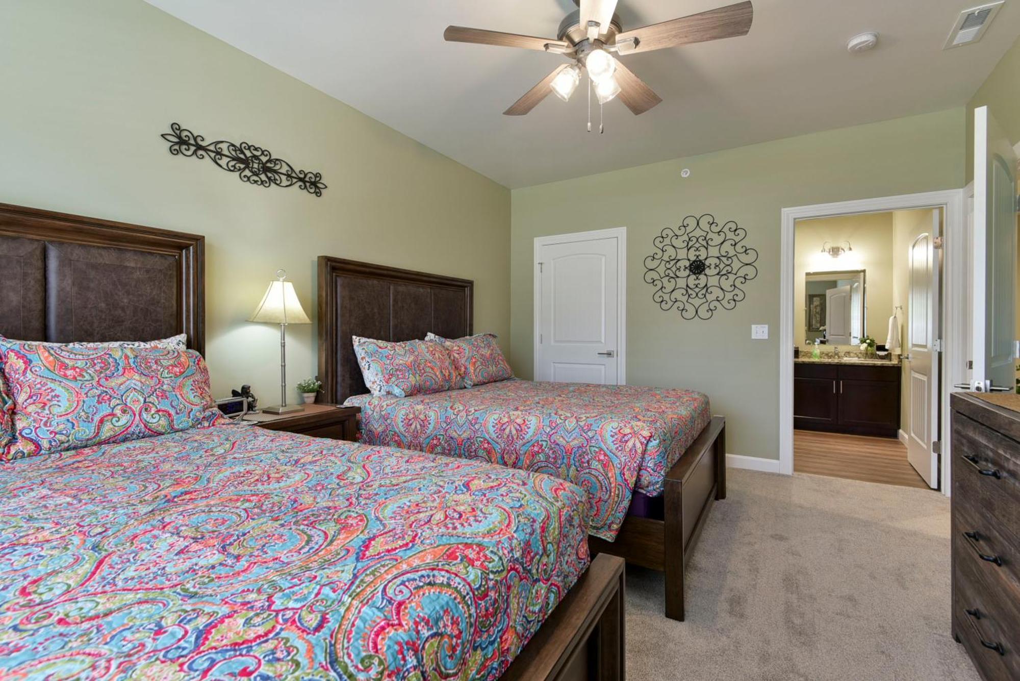 Luxury At Thousand Hills - Heart Of - Beautifully Remodeled - Spacious And Affordable Aparthotel