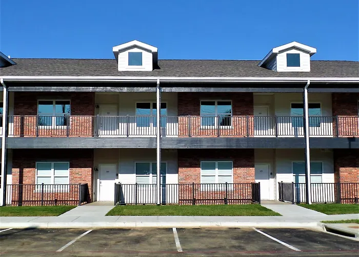 Luxury Condos At Thousand Hills - Heart Of Branson - Beautifully Remodeled - Spacious And Affordable