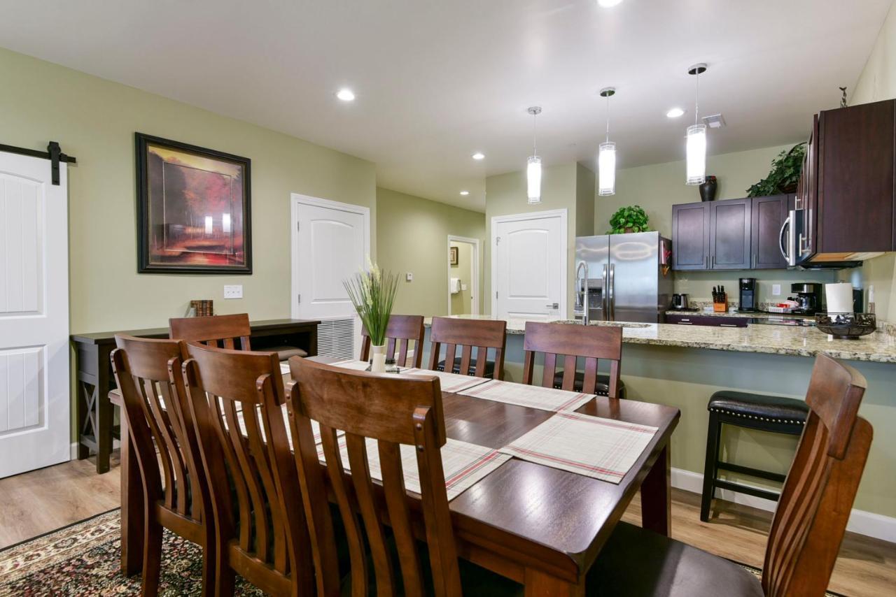 Luxury At Thousand Hills - Heart Of - Beautifully Remodeled - Spacious And Affordable Apartahotel Branson